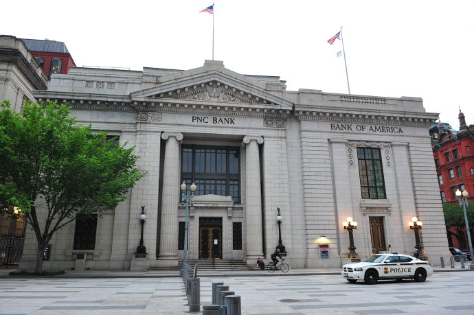 杰克逊与美国第二国有银行的殊死战斗