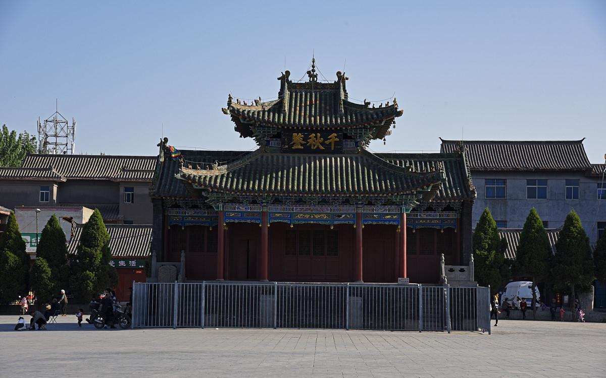 洛阳关林到底是不是关羽墓？关羽的首级到底在何处呢？__财经头条