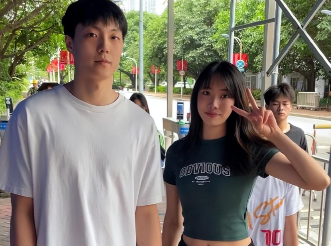 2换1,胡明轩交易或敲定,孙铭徽怒斥前女友,辽篮遭遇盘外招