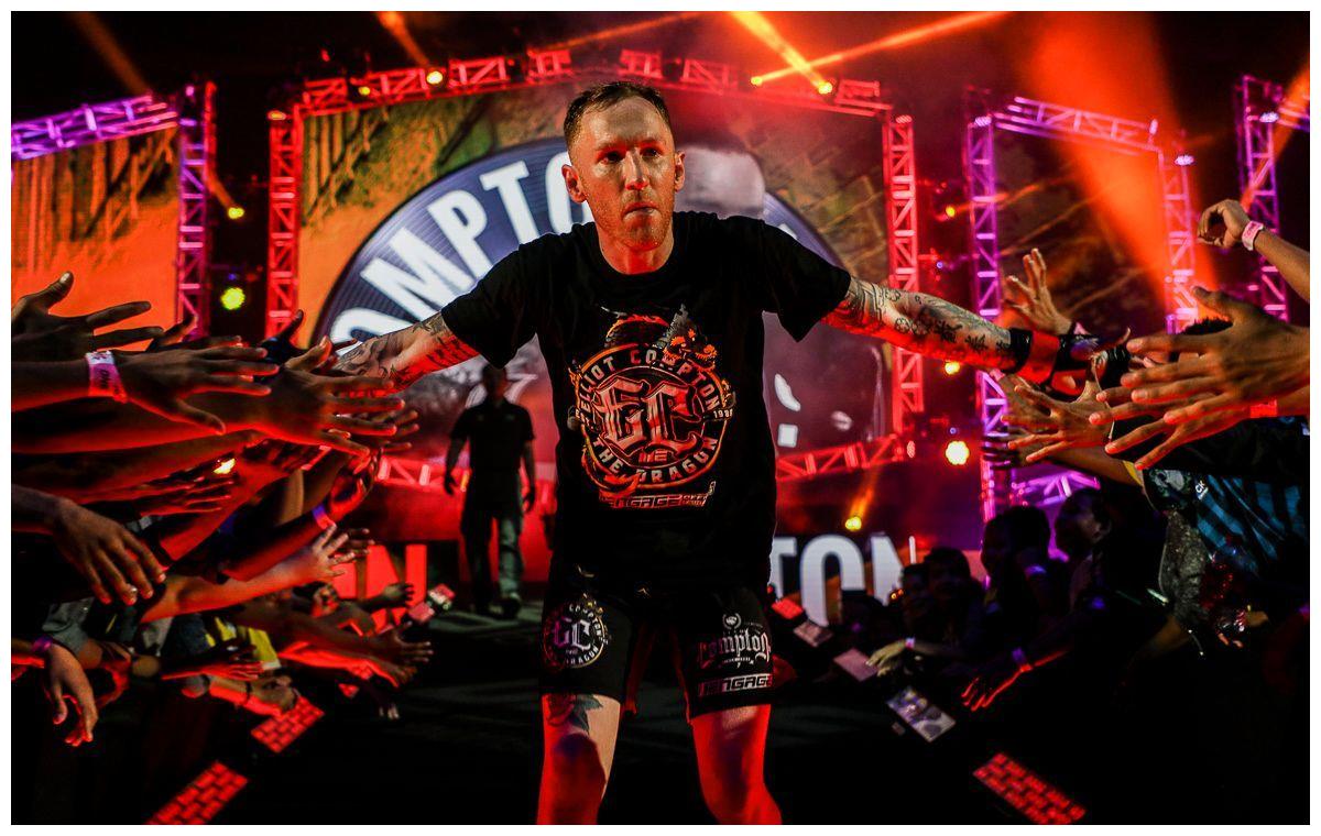 荷兰踢拳天王第三次冲冠自信仍是头号挑战者