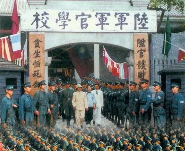 解释黄埔军校出来的学生大都成了名将__财经头条