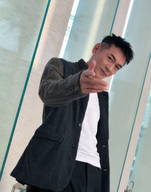 59岁江华将全面复出,有意加入直播带货行列休闲区蓝鸢梦想 - Www.slyday.coM 59岁江华将全面复出,有意加入直播带货行列休闲区蓝鸢梦想 - Www.slyday.coM