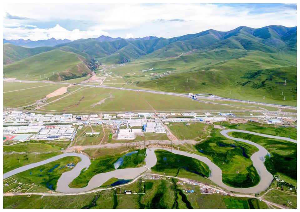 进藏新通道g6京藏高速格拉段紧张施工全线通车后一日千里