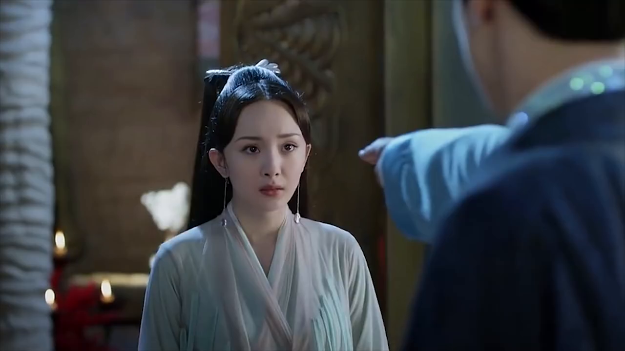 白浅向叠风坦白真实身份,叠风听完惊了,司音原来是女儿身