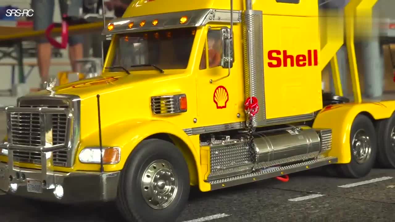 利勃海尔960挖掘机在行动,看这做工售价估计不便宜__财经头条