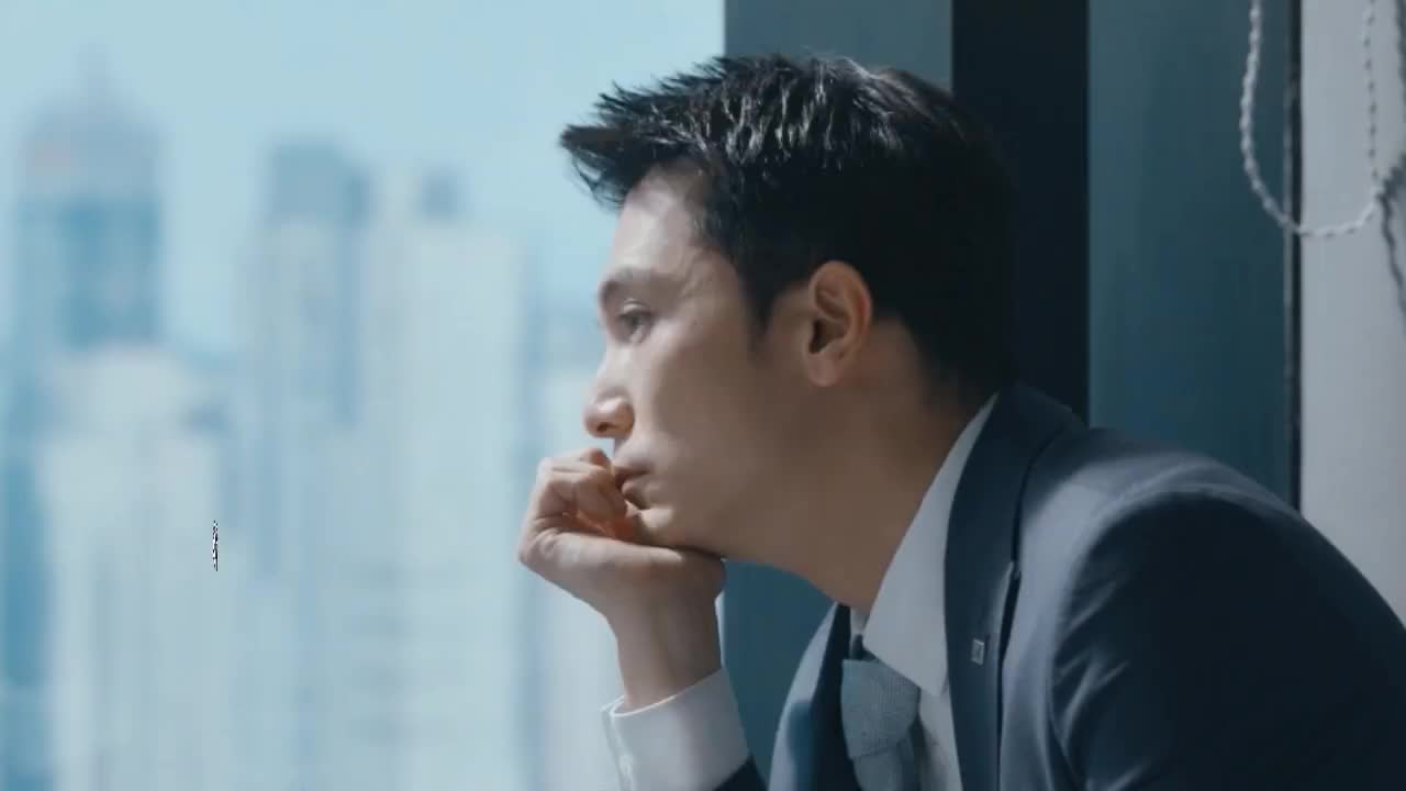 顾飞看邱冬娜的眼神又苏又甜,傲娇上司和倔强下属的设定磕拉了