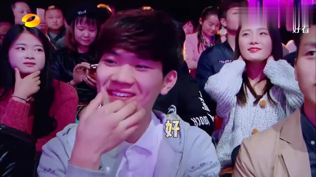 龙拳小子林秋楠变"宠妹狂魔",妹妹现场挥舞小拳拳,萌翻丨孩子