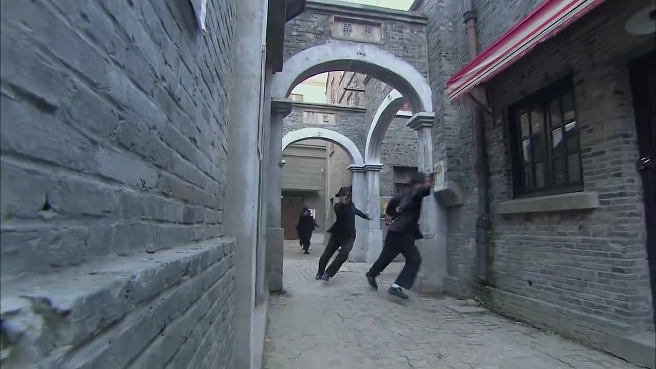 当前浏览器不支持最新的video播放 00:00 02:27 02:27 为您推荐: 八路