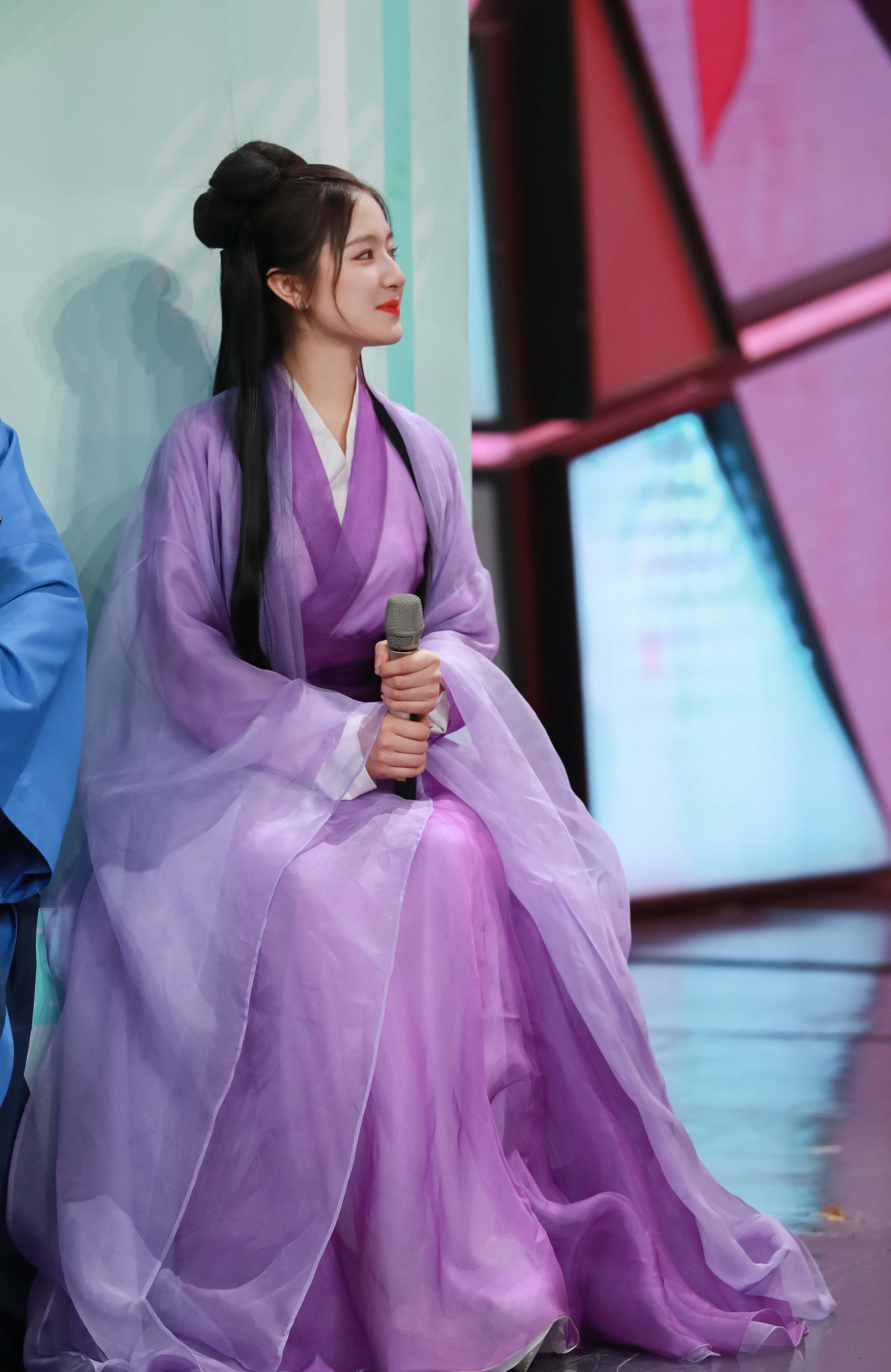 李兰迪《快乐大本营》cos聂小倩 游戏环节开火力超有梗