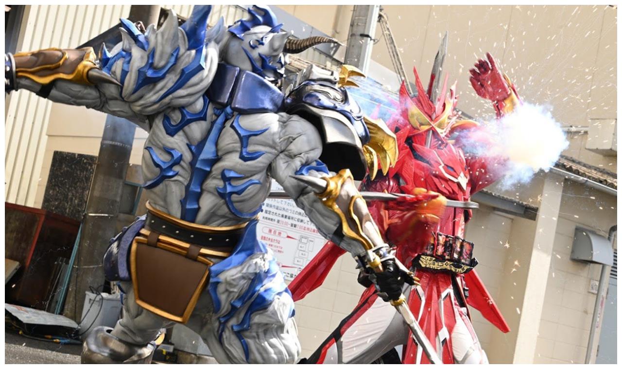 假面骑士圣刃12集先行图刀剑再次挑战王剑主骑出现状况