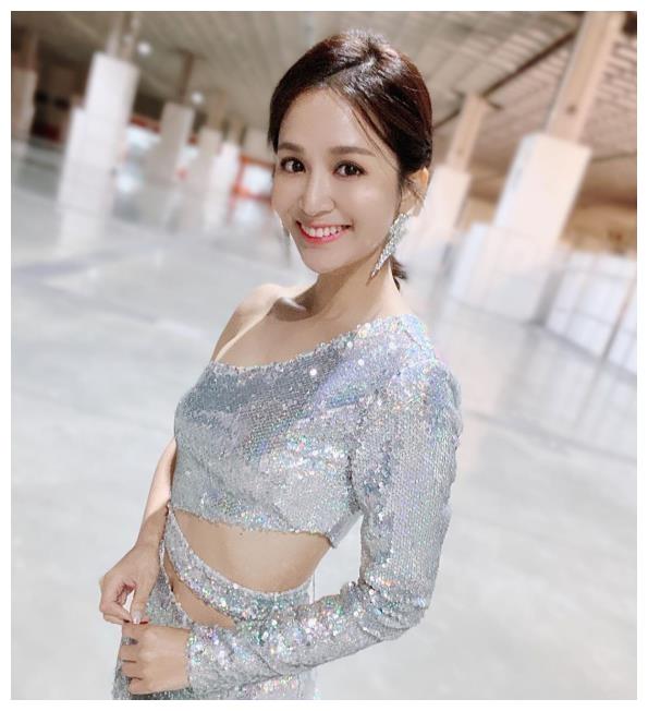 渣女版的林志玲与日本男友恋爱6年疑出轨,声称不怀孕不结婚|杨子仪