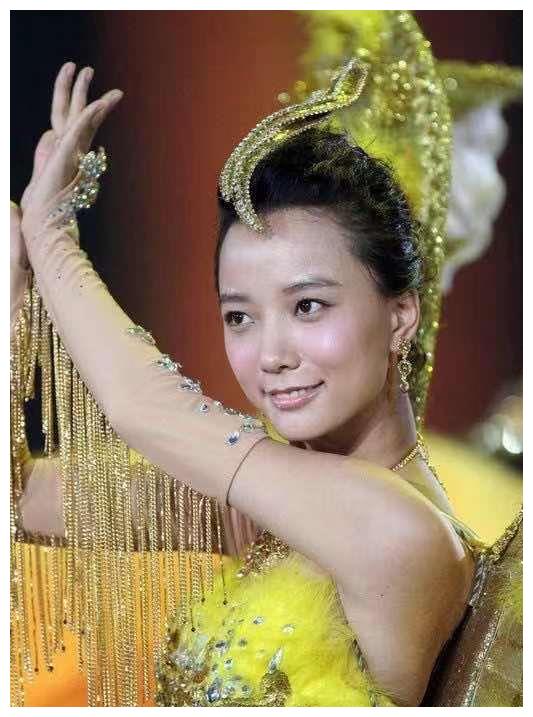 曾因说话得罪徐静蕾周冬雨,王珞丹翻红失败也和性格有关休闲区蓝鸢梦想 - Www.slyday.coM 曾因说话得罪徐静蕾周冬雨,王珞丹翻红失败也和性格有关休闲区蓝鸢梦想 - Www.slyday.coM