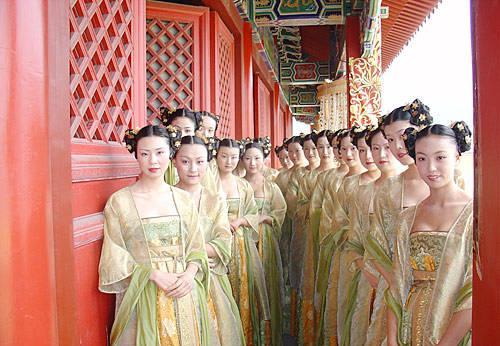 清朝宫女为啥这么害怕伺候主子睡觉?原因实在是让人心疼