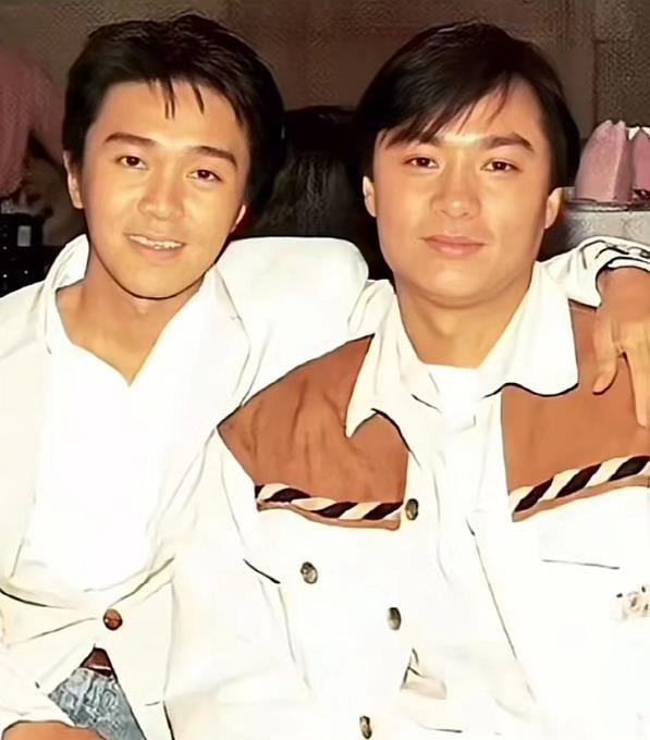 林俊贤晒与周星驰合影旧照,引起网友热议|林俊贤|周星驰|无线电视
