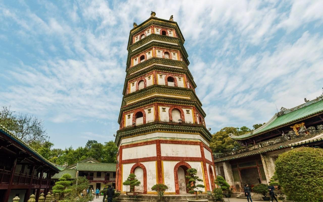 广东规模大的一座寺庙,曾多次被改名,是全国重点寺院