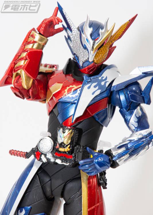 假面骑士金兔银龙shf公开自带裙摆的强者造型堪称完美