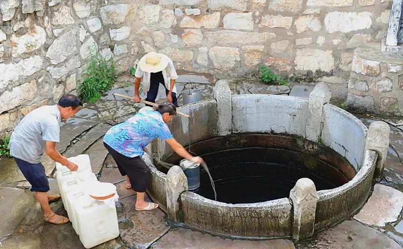 古老的水井,建水古城文脉上的眼睛