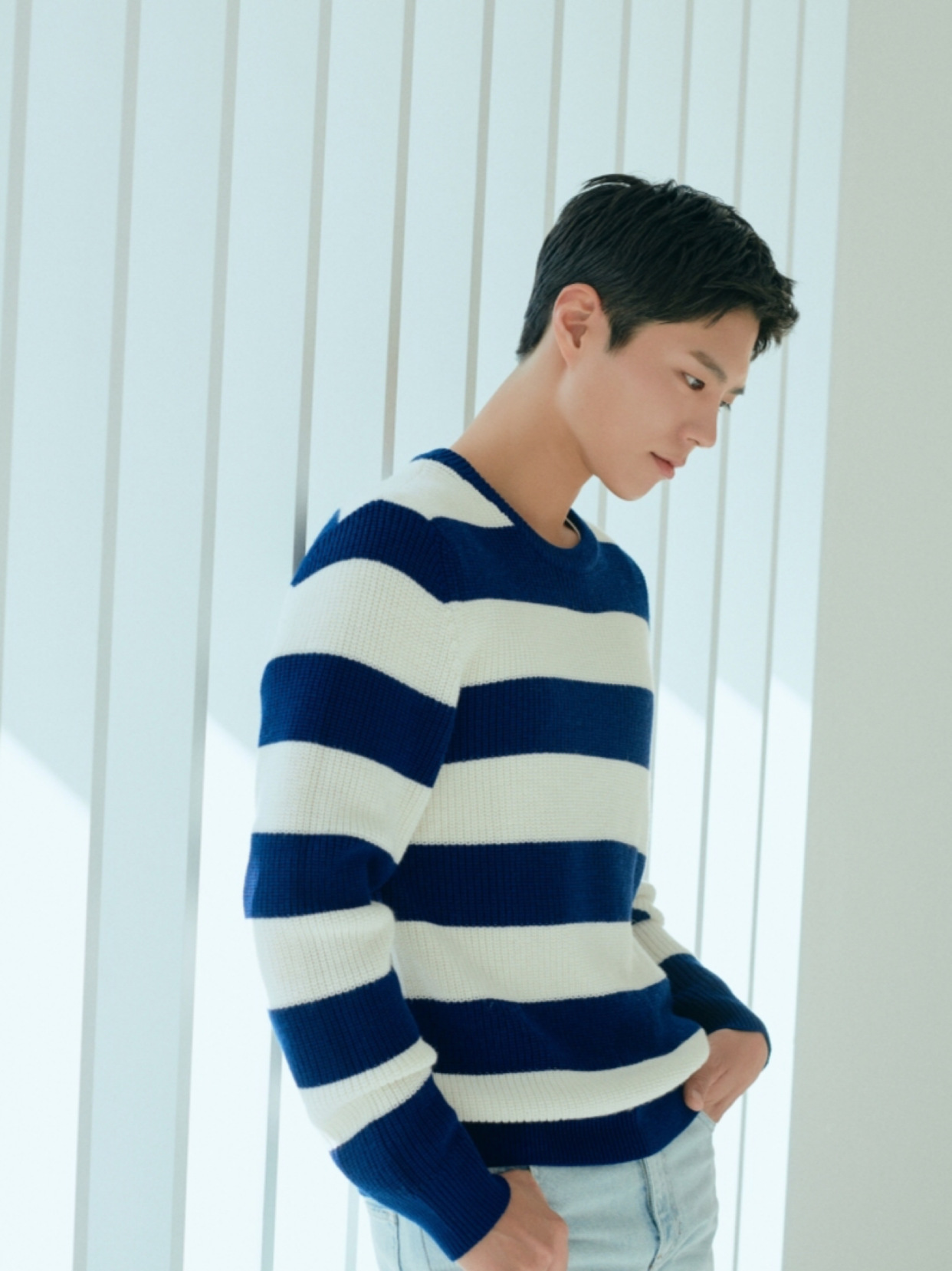 朴宝剑最大的特征就是"像小鹿一样的眼睛",他深邃