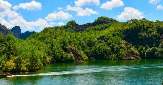 烟霞湖风景名胜区——是近郊旅游的好去处