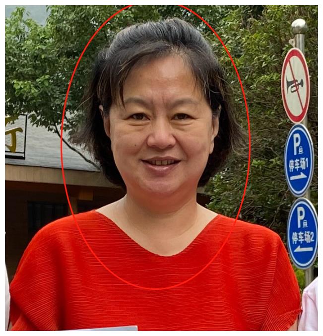 54岁鞠萍姐姐近照被传,素颜模样老得太明显,观众差点没认出来