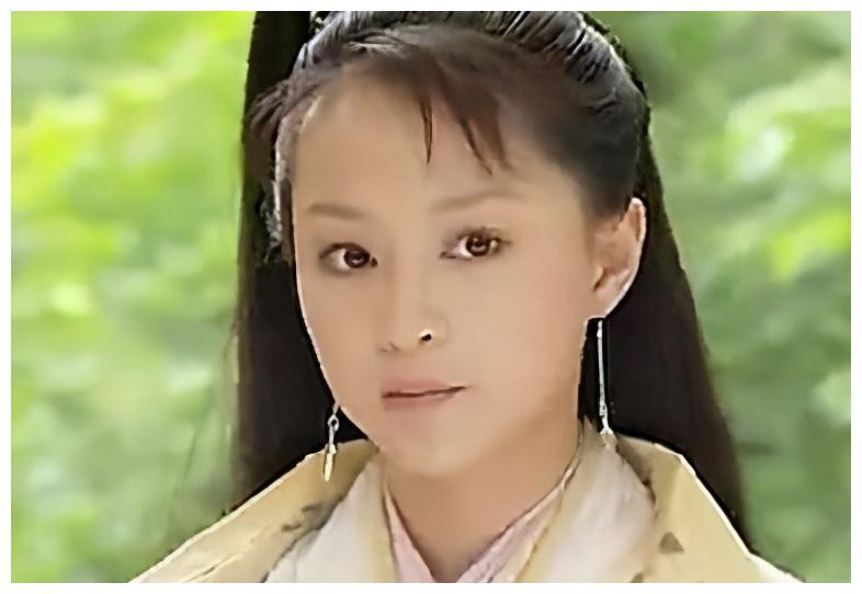 如今观众朋友很少能看到她的身影05张丹露张丹露饰演的是上官婉儿众所