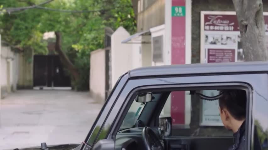 韩商言第一去丈母娘家紧张得车都不敢下一旁的戴风都看出来了