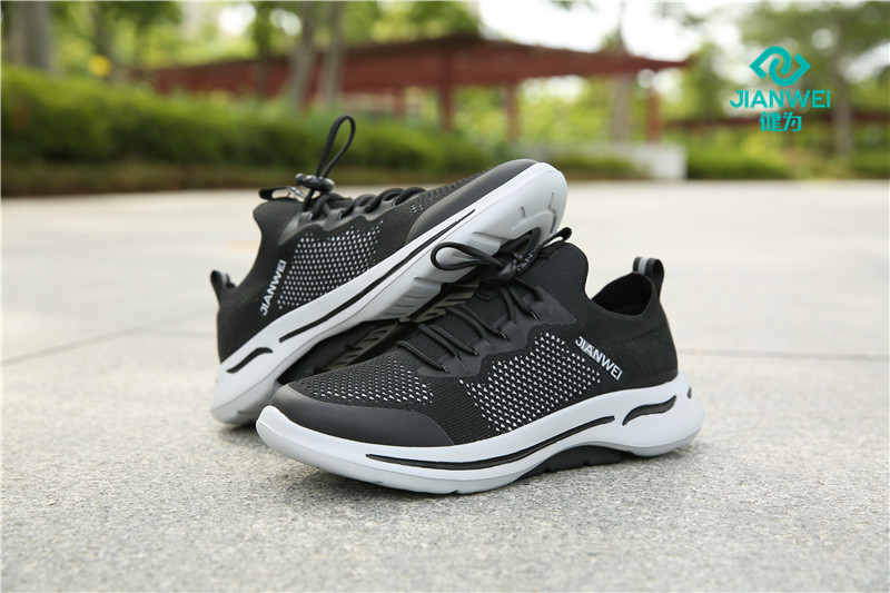 健为功能鞋,坚持用户思维,打造好鞋店