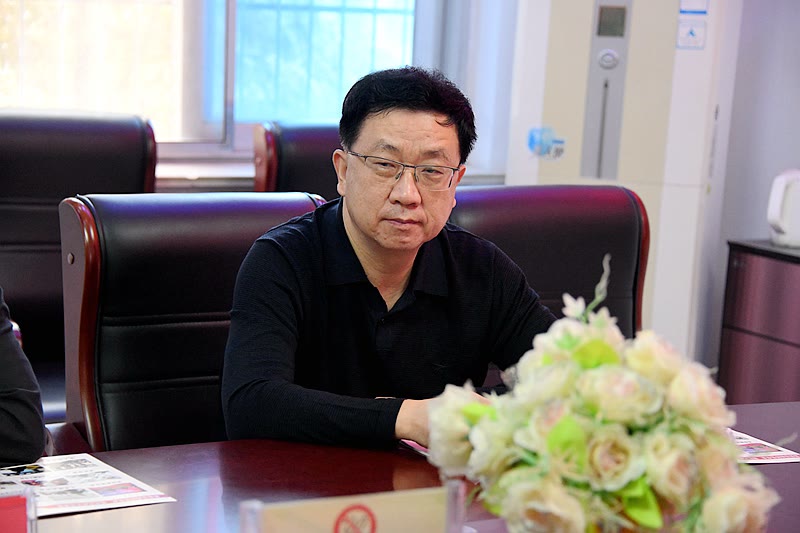 省中华职教社,职教教研室领导莅临潢川县职业中专调研指导