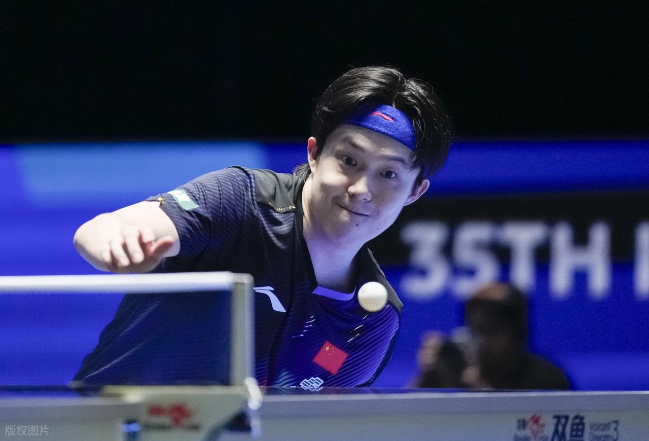 曾让张本智和吃瘪的男人，第三局只拿1分！王楚钦到底有多狠？