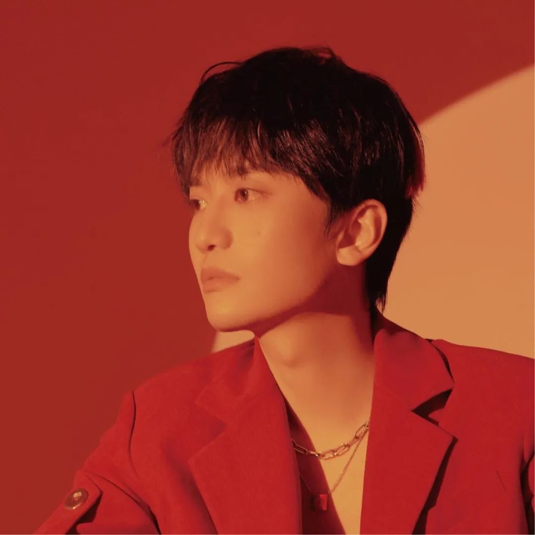 用音乐记录不平凡的日常,张黎首张同名专辑《张黎》重磅上线!休闲区蓝鸢梦想 - Www.slyday.coM 用音乐记录不平凡的日常,张黎首张同名专辑《张黎》重磅上线!休闲区蓝鸢梦想 - Www.slyday.coM