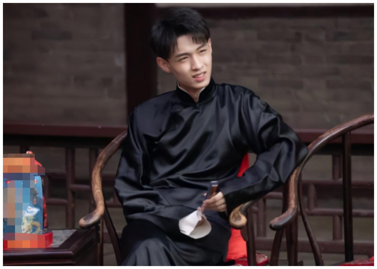 德云社|郭德纲|拜师_新浪新闻