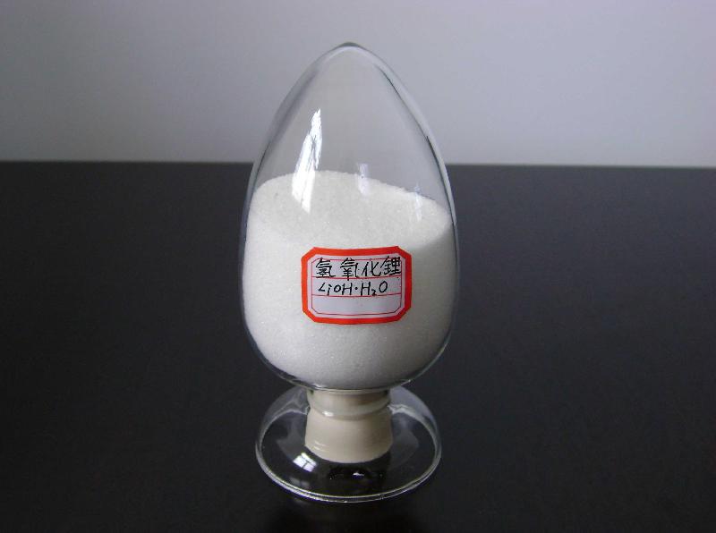 氢氧化锂价格大幅上涨 年内有望突破历史高点 冲击20万元/吨