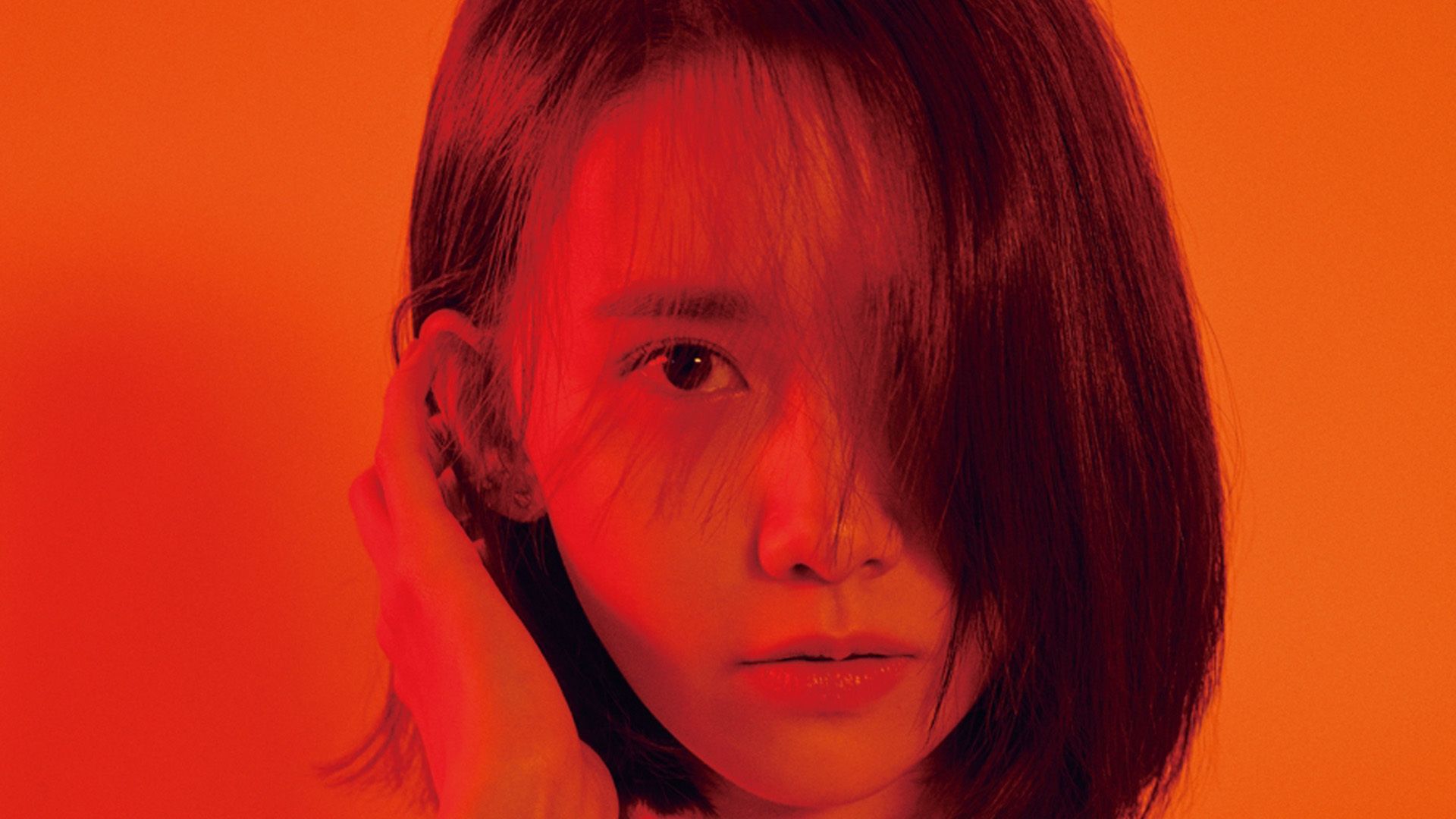 林允儿清纯写真时尚大片,短发女生的魅力__财经头条