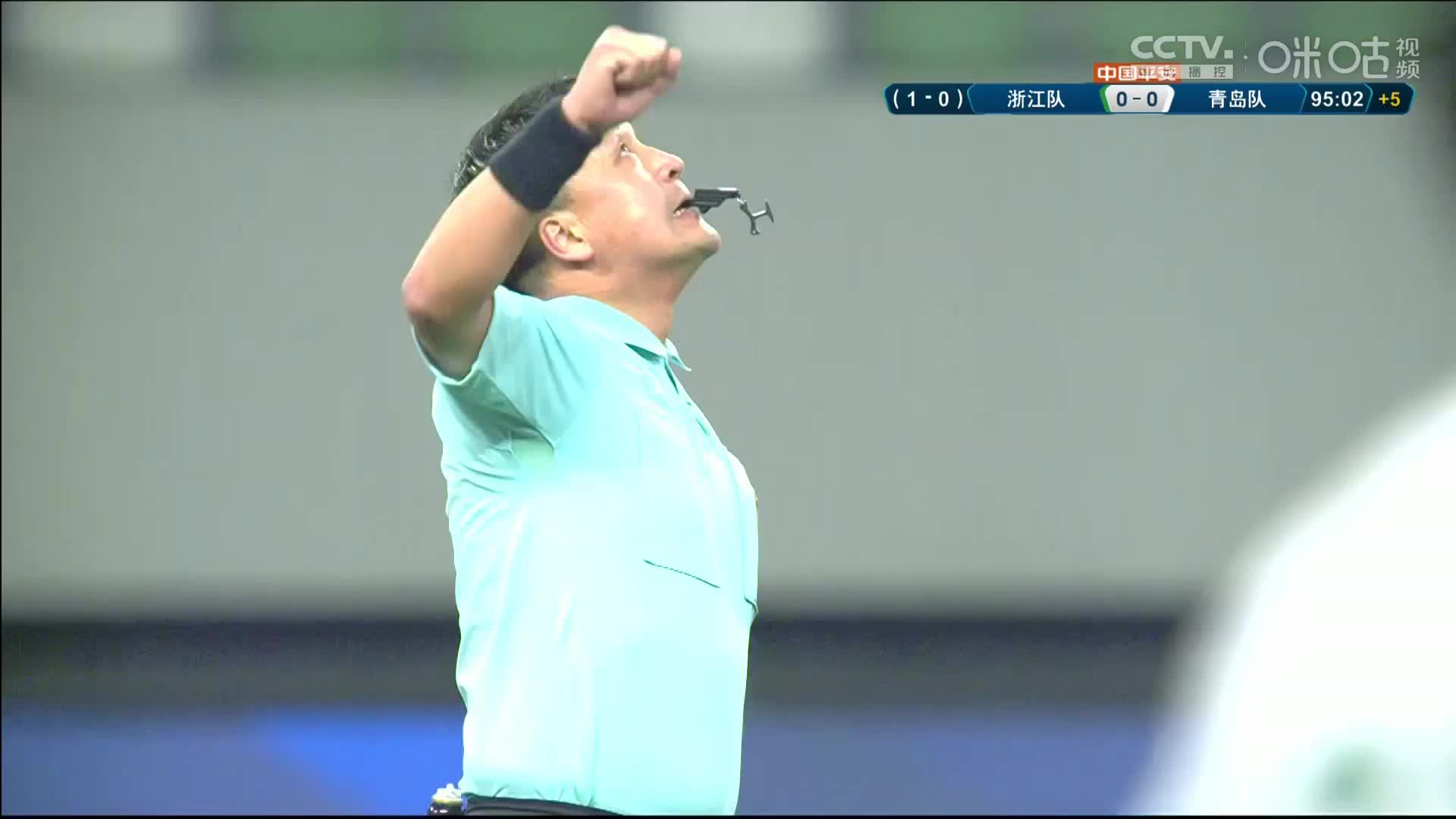 两回合总比分1-0，浙江队成功淘汰青岛，时隔5年重返中超联赛！