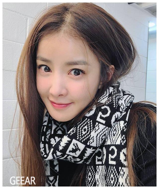 她的背肌成为整部剧焦点李诗英靠这样练成只有8脂肪率