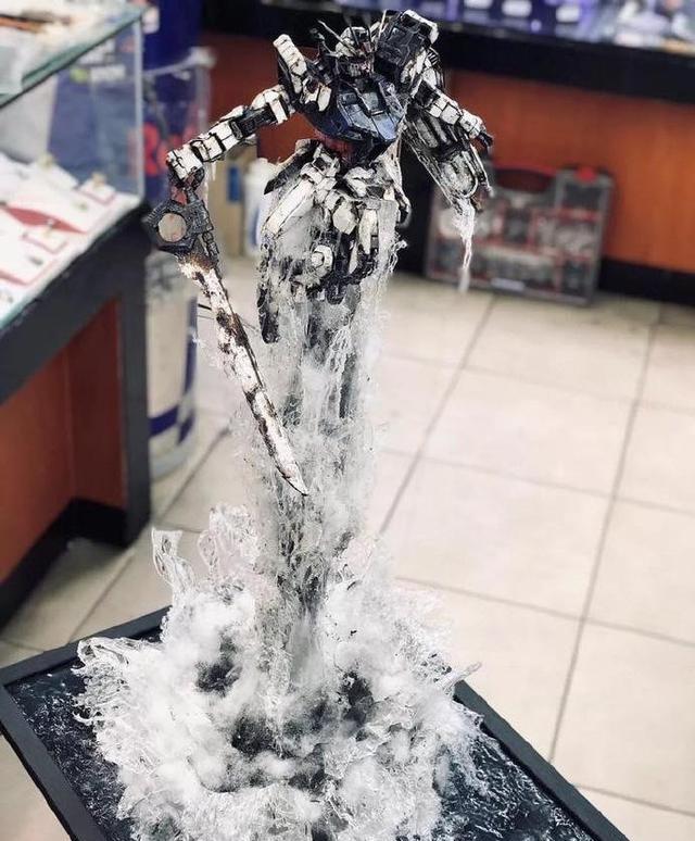 深度战损改造,出水强袭高达模型