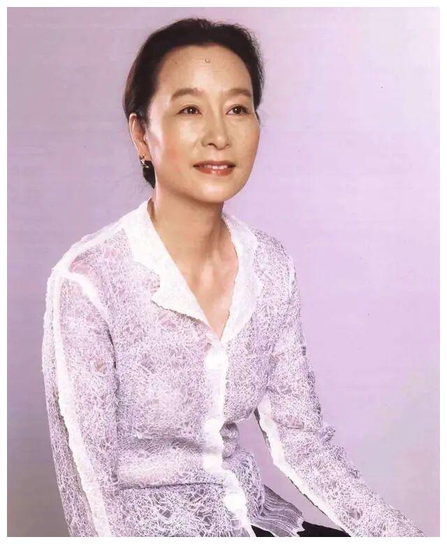 老西固奚美娟39岁生了一个儿子但被遗弃了现在65岁了