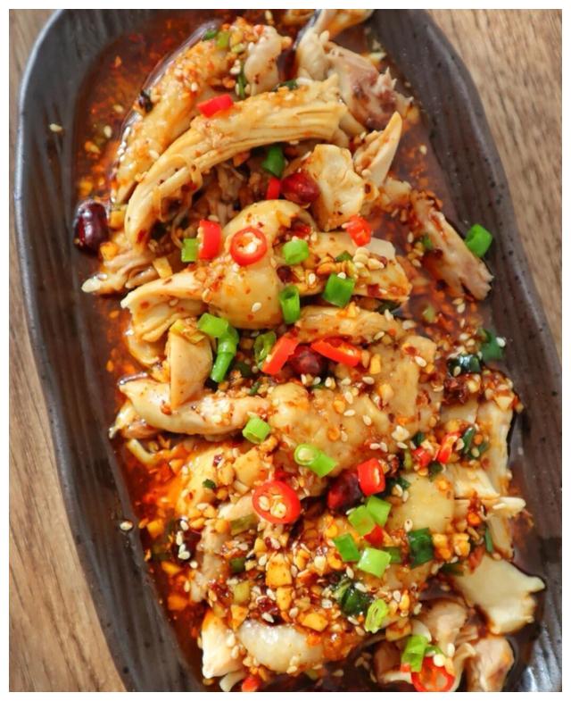 好吃到上瘾的神仙凉菜手撕口水鸡,大口吃肉,还不用剔骨头