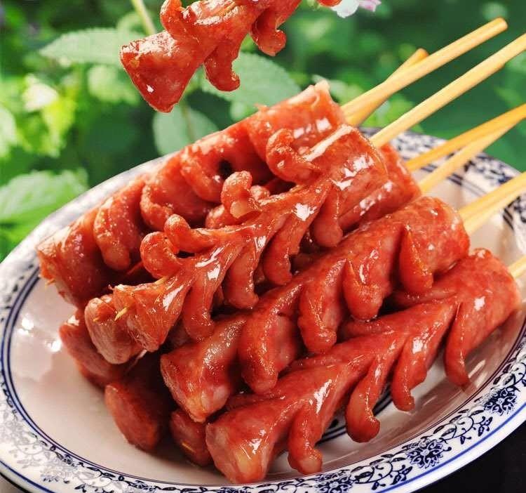 老少皆宜的美食:炸锅烤香肠,口感酥脆,酱料满满,简单易学_高清图集