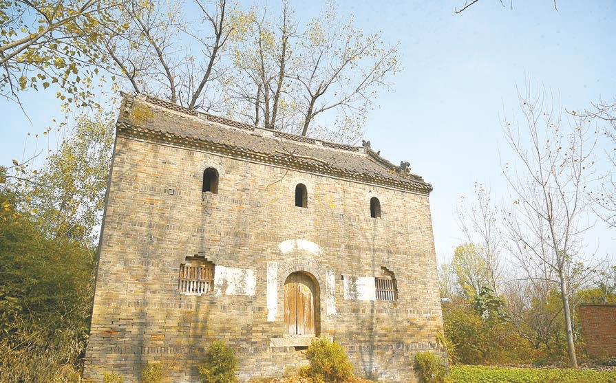 清代建筑 在天中大地,在华夏各地,像芦庙乡潘老庄这样颇具文化特色