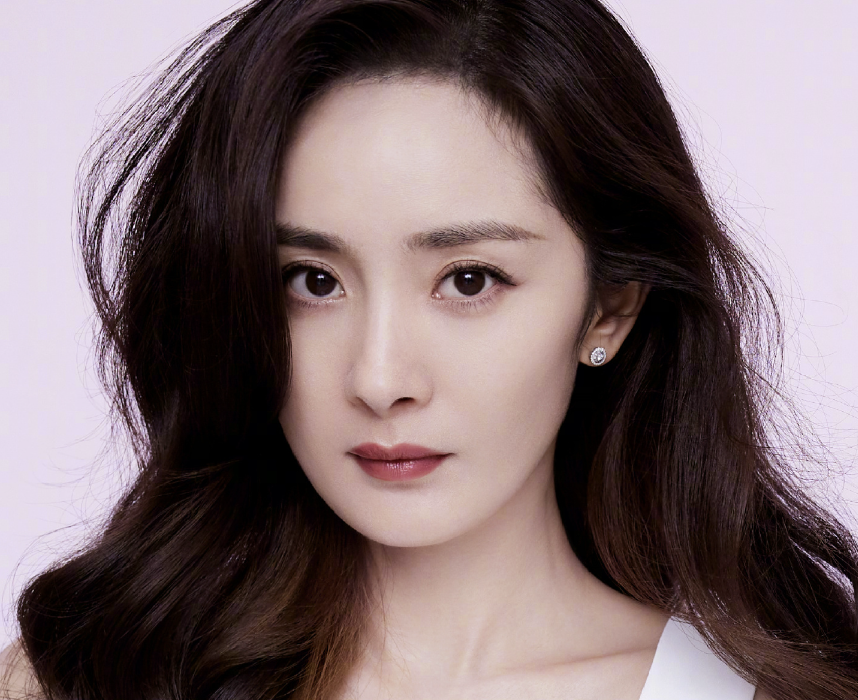 刘诗诗或将客串杨幂新剧？阵容过于强大，绝了！休闲区蓝鸢梦想 - Www.slyday.coM