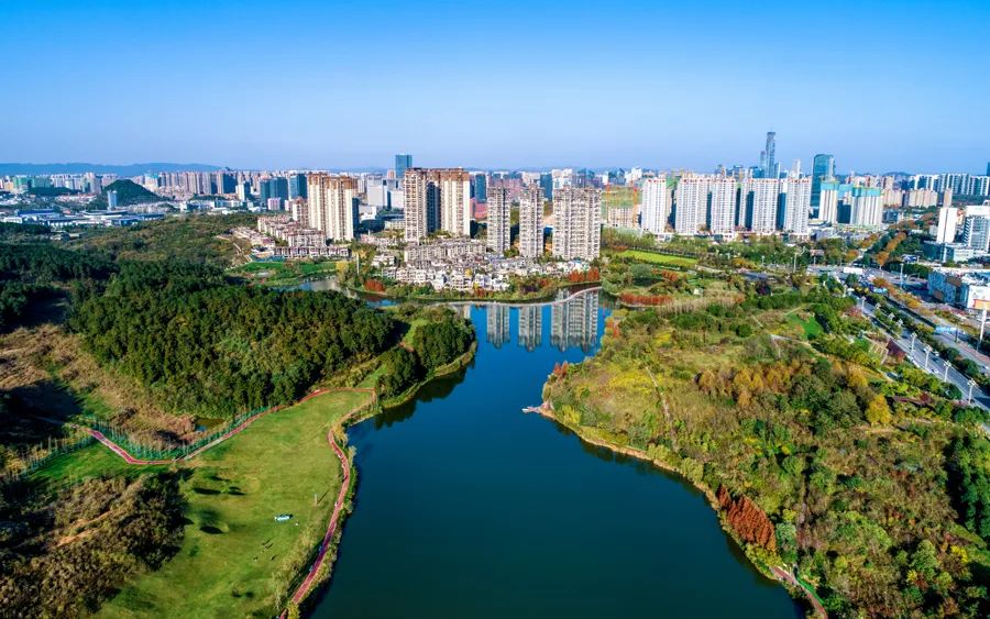 中铁阅山湖环湖公园获"第四届lia园匠杯国际竞赛"公建景观金奖