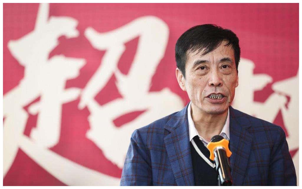 强大国足！替补中场被<a href=