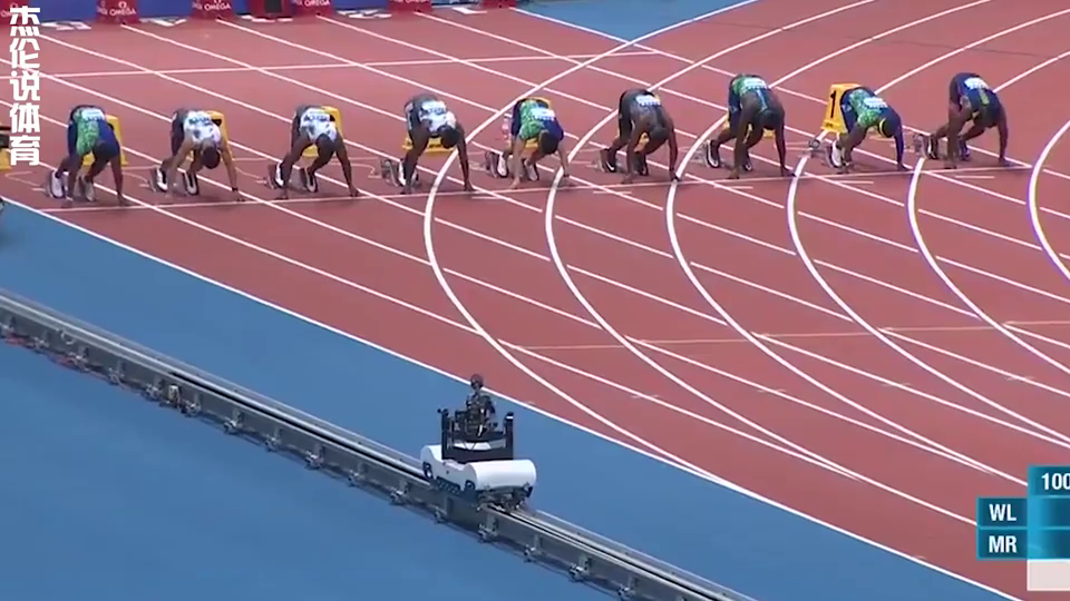 话说"超级飞人"苏炳添起跑方式!腿部肌肉爆发力真的无法想象