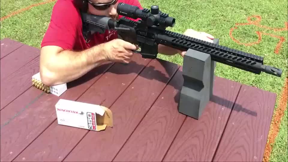 最新的video播放 00:00 01:24 01:24 为您推荐: hk mr762a1突击步枪