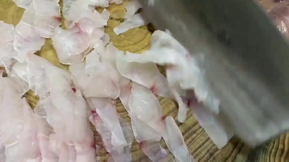 有人说横县鱼生放血刀功向顺德学习,有什么可学习?饮食文化不同