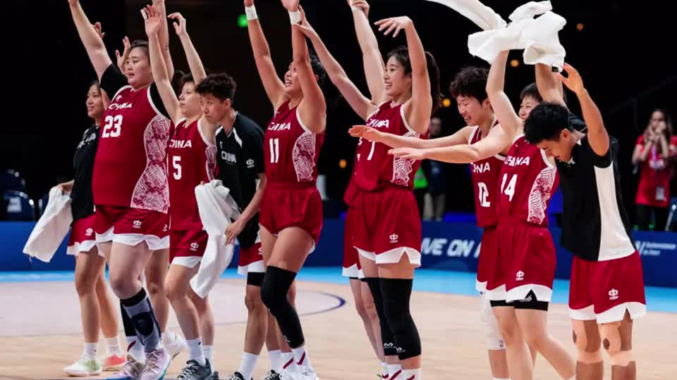 3分钟集锦！中国女篮与美国争冠，刘禹彤领衔“8星”有望卫冕