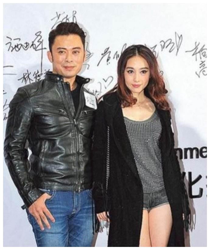 功夫巨星樊少皇的妻子贾晓晨是两个孩子的妈妈了依然年轻貌美