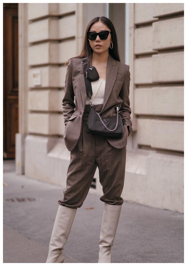 秋冬不穿靴子是不可能的学会骑士靴的穿搭轻松出门炸街