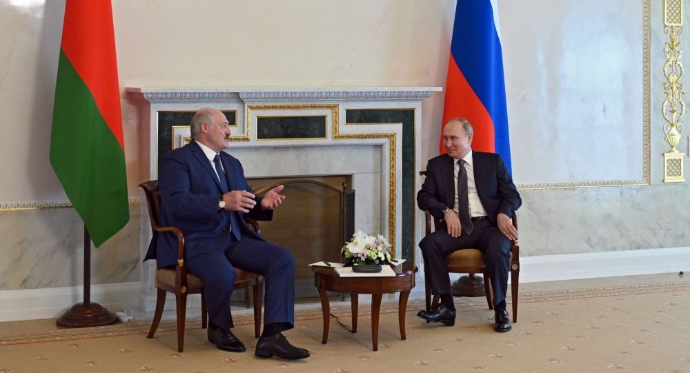 闹腾！10月1日，乌克兰和白<a href=